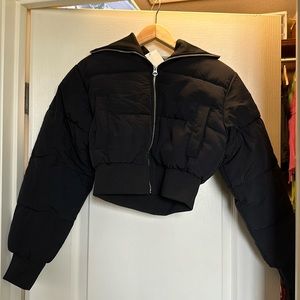 Divided by H&M, black crop puffer, Sz ccs